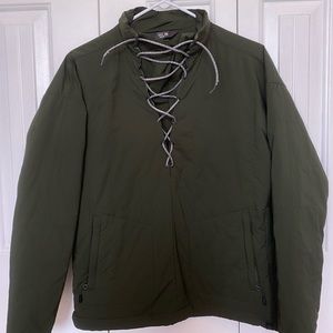 Mountain Hardwear pullover